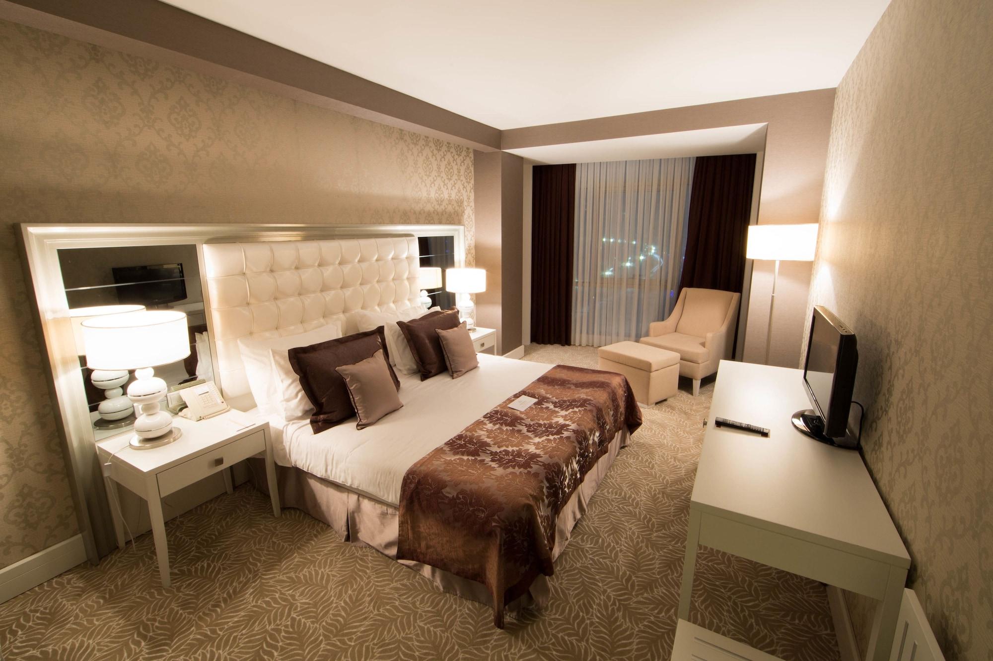 Отель QafqaZ Baku City Hotel&Residence Экстерьер фото
