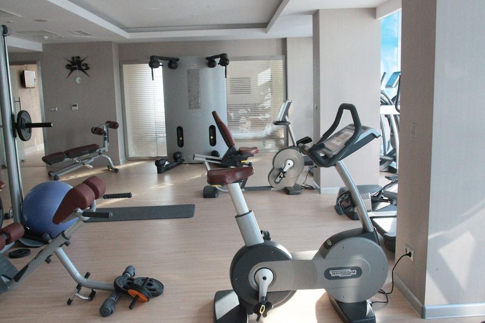 Отель QafqaZ Baku City Hotel&Residence Экстерьер фото