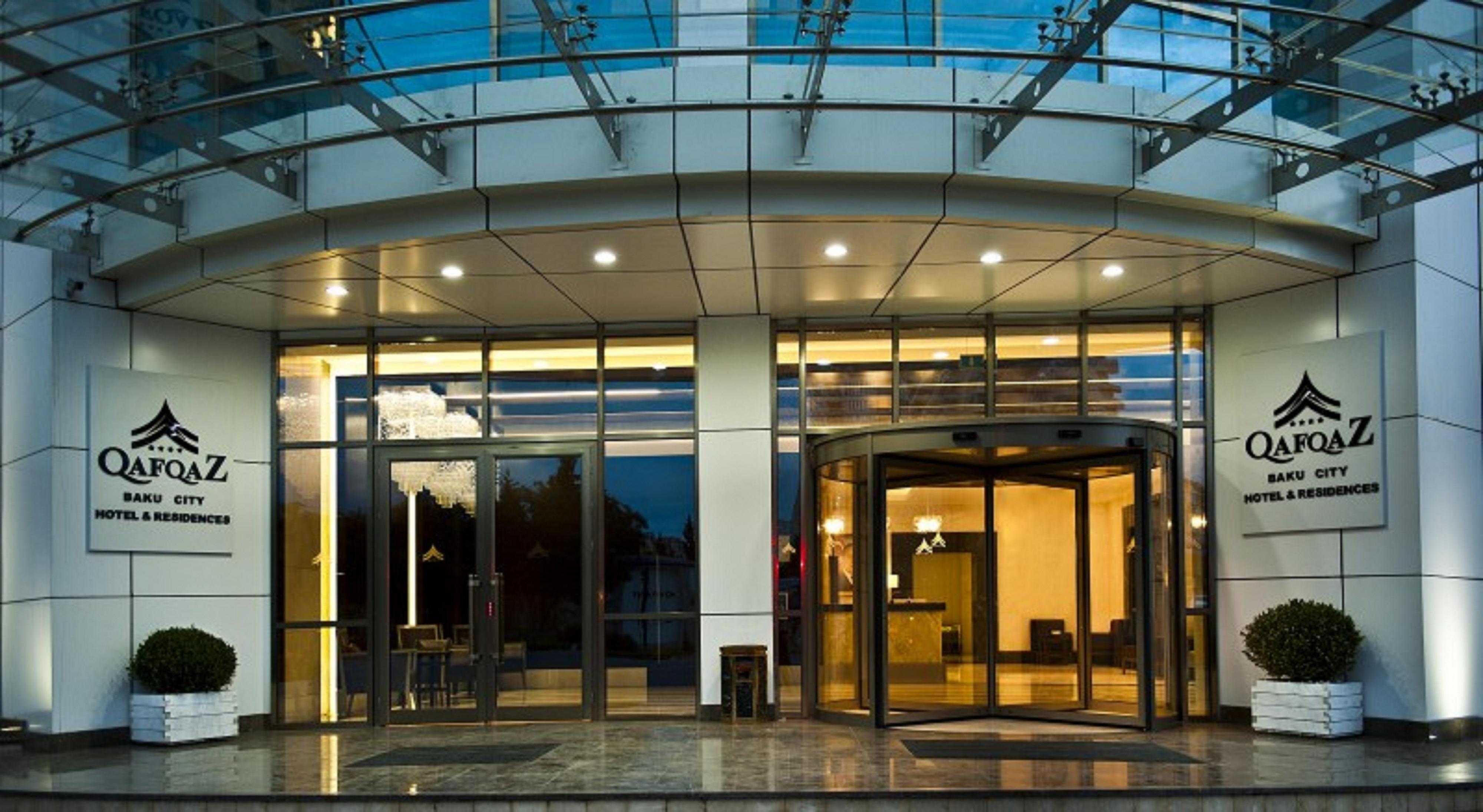 Отель QafqaZ Baku City Hotel&Residence Экстерьер фото