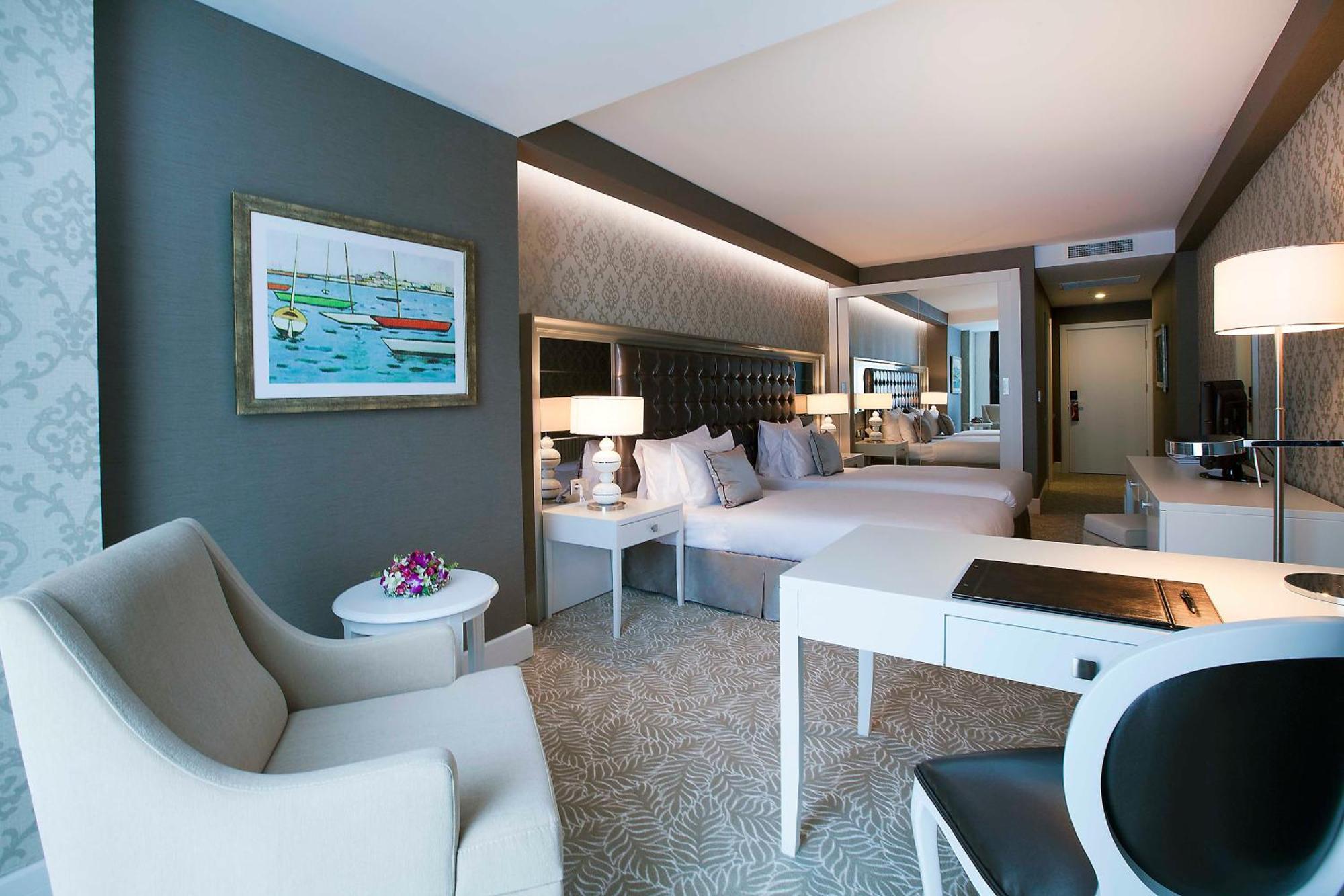 Отель QafqaZ Baku City Hotel&Residence Экстерьер фото