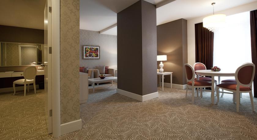 Отель QafqaZ Baku City Hotel&Residence Экстерьер фото
